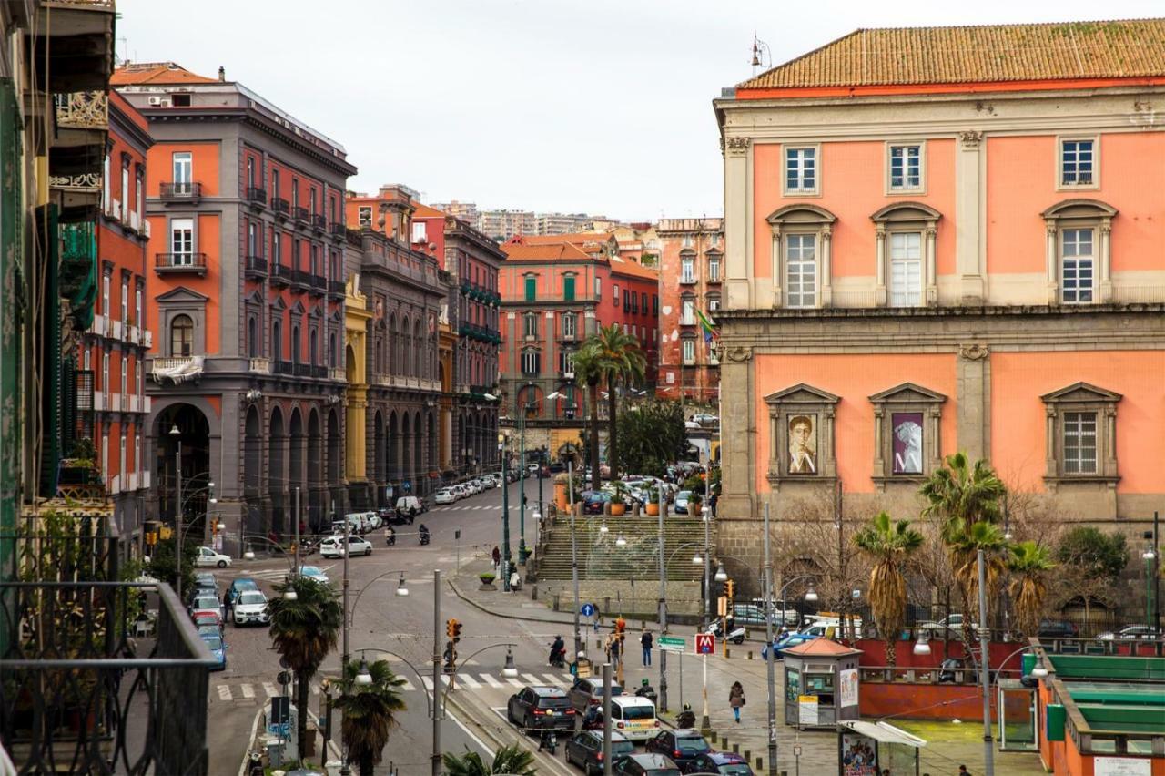 B&B La Dimora Del Conte Naples Exterior photo